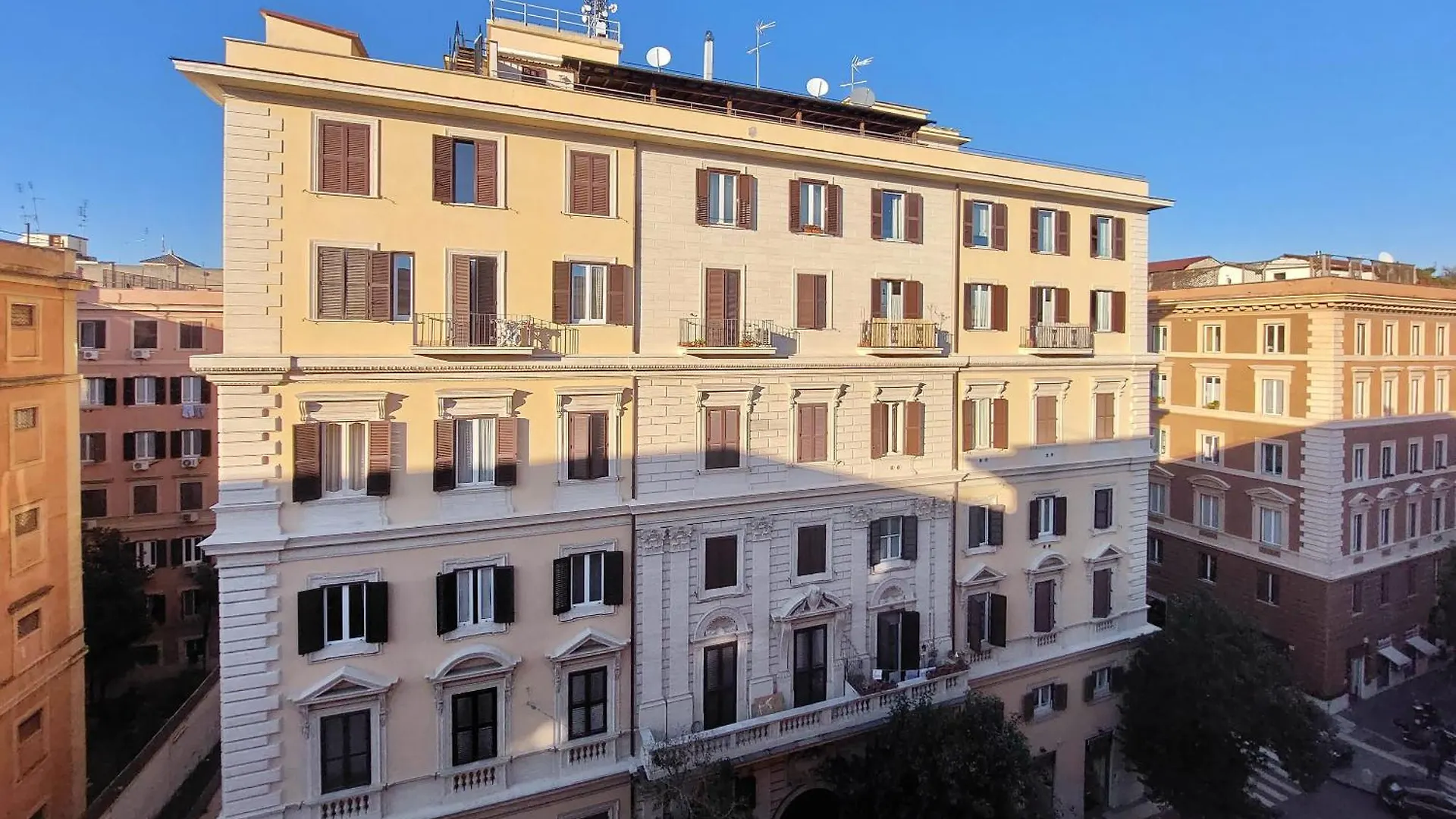 Giant Cola Di Rienzo Apartment Rome